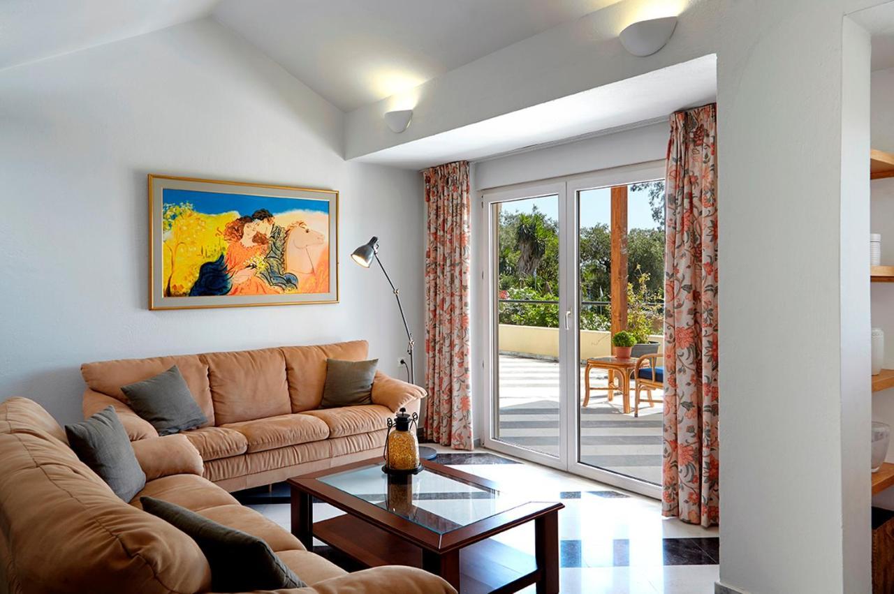 Helion Apartments Gouvia Dış mekan fotoğraf