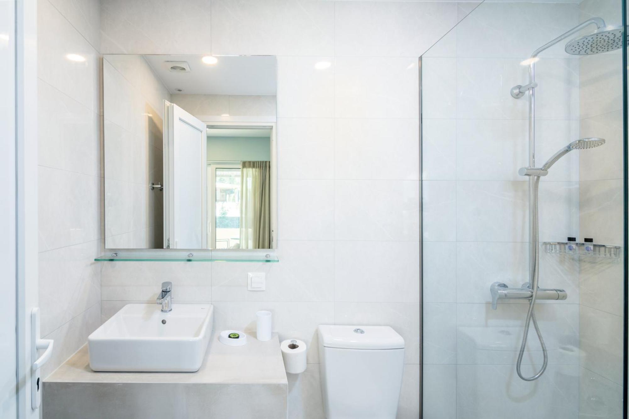 Helion Apartments Gouvia Dış mekan fotoğraf